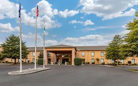 Quality Inn & Suites Benton - Draffenville